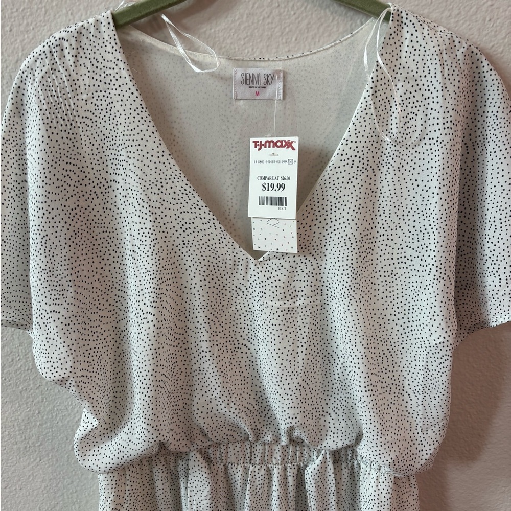 🛍️ Sienna Sky White Polka Dot Dress – Size M